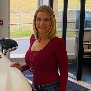 Meet your Posher, Christine